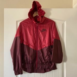 Nike Essential Running Jacket Ladies Sz Medium